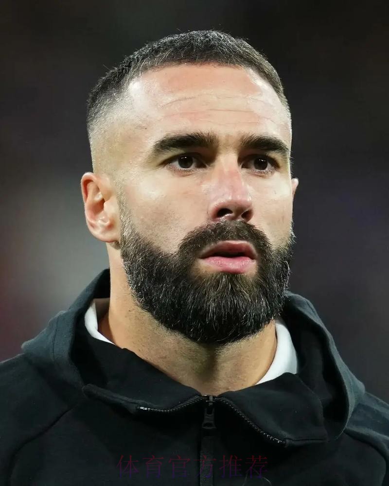 伤缺一个月 卡瓦哈尔宣布回归重返训练场