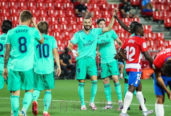 梦回巅峰!本泽马斩西甲第19球 射手榜只差梅西3球